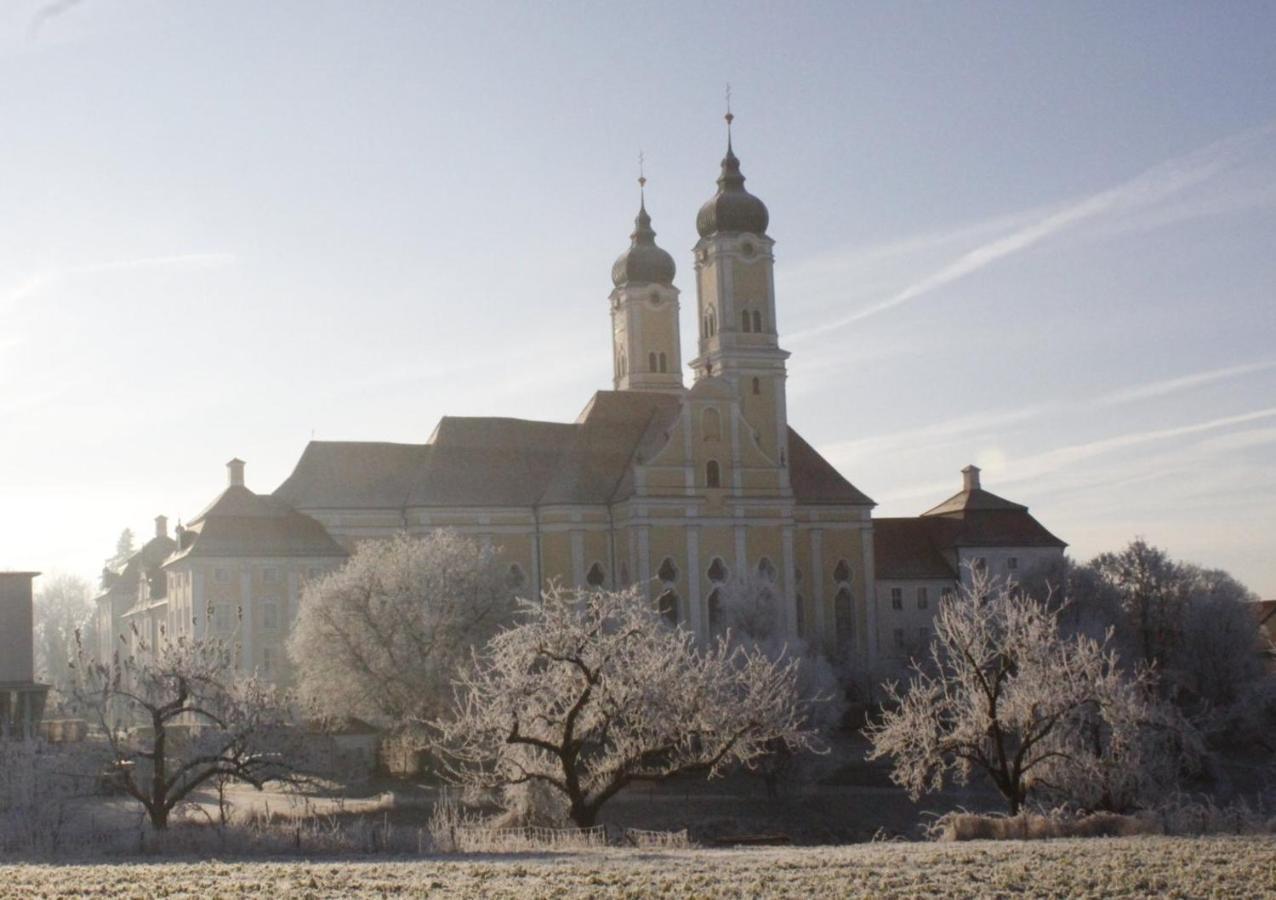 Klostergasthof Roggenburg Экстерьер фото
